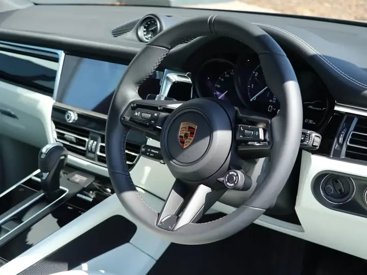 Porsche Macan 2026 photo 4