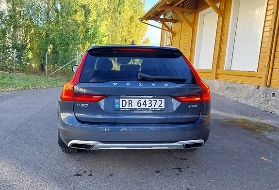 Volvo V90 Cross Country 2019 photo 4