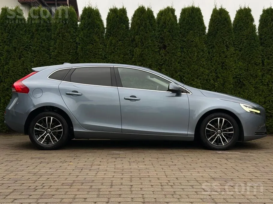 Volvo V40 2017 photo 5