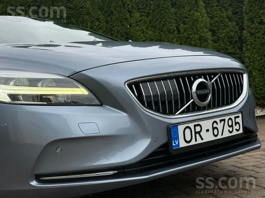 Volvo V40 2017 photo 4