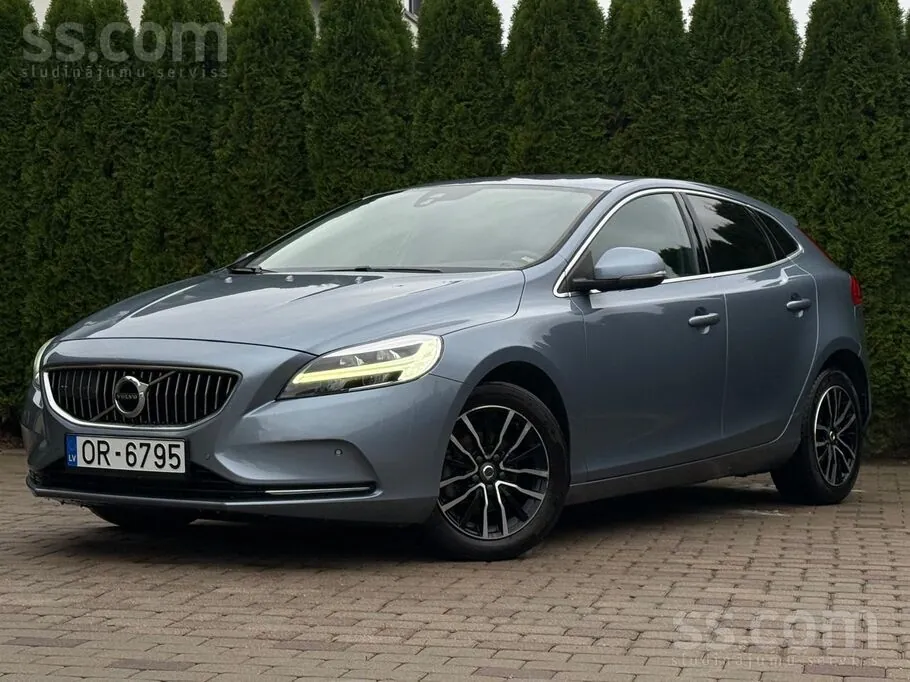 Volvo V40
