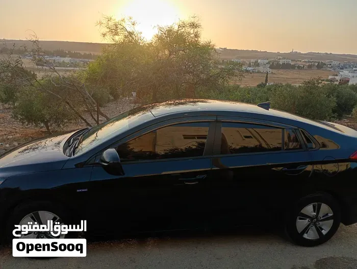 Hyundai Ioniq 2017 photo 2