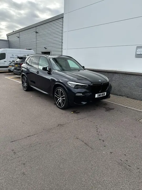 BMW X5 2019 photo 2