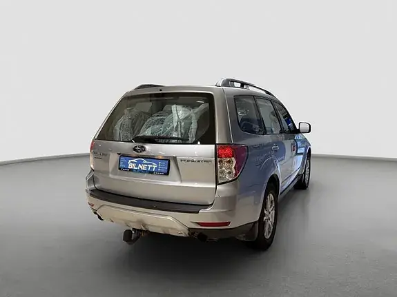 Subaru Forester 2012 photo 4