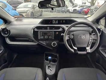 Toyota Aqua 2021 photo 3