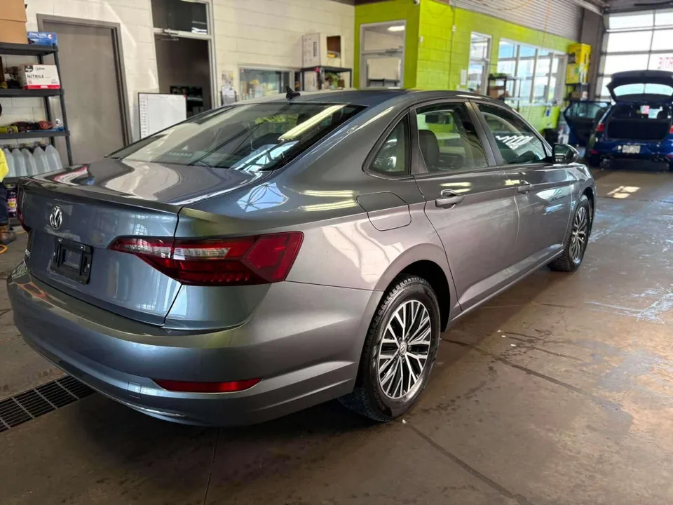 Volkswagen Jetta 2021 photo 4