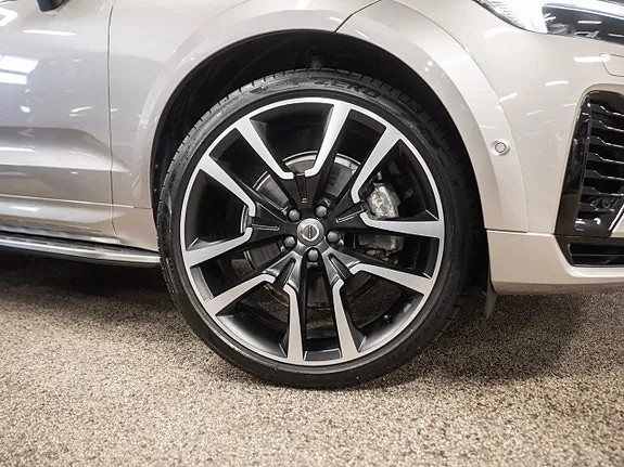 Volvo Xc60 2025 photo 2