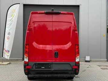 Iveco Daily 2020 photo 3