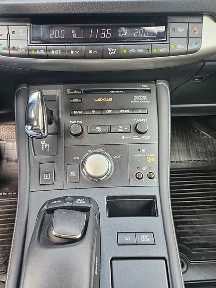 Lexus Ct200H 2012 photo 4