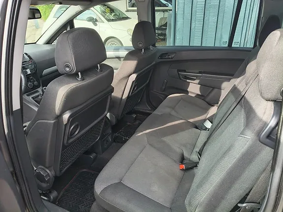 Opel Zafira 2011 photo 5