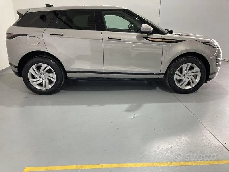 Land Rover Range Rover Evoque 2019 photo 3