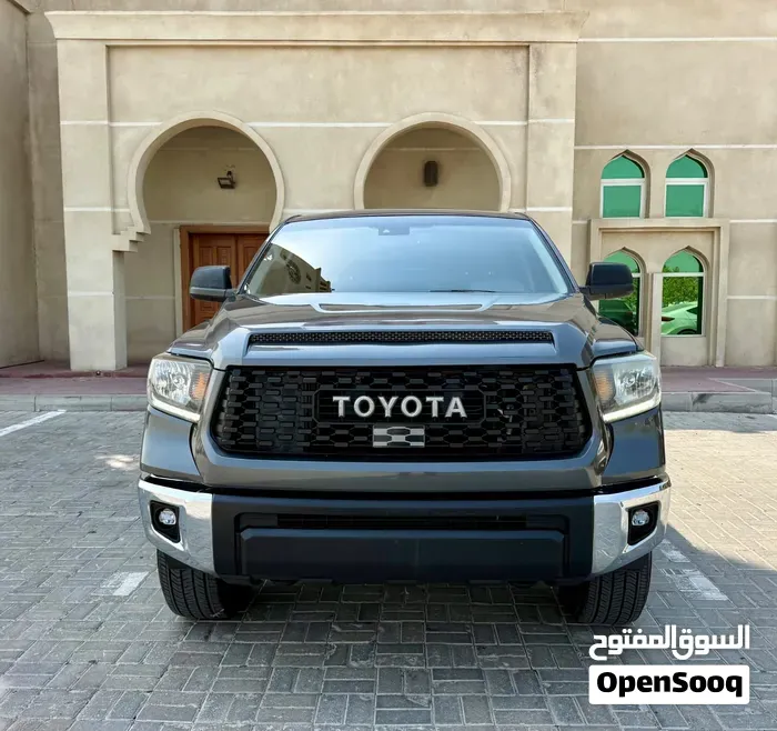 Toyota Tundra 2021 photo 2