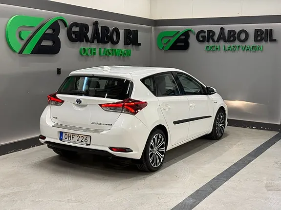Toyota Auris 2016 photo 5