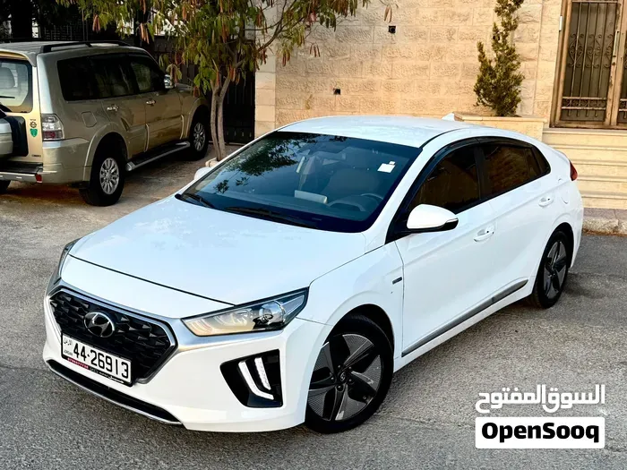 Hyundai Ioniq 2020 photo 3