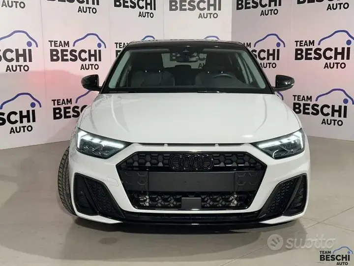 Audi A1 2025 photo 2