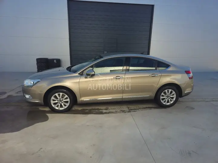 Citroen C5 2014 photo 4