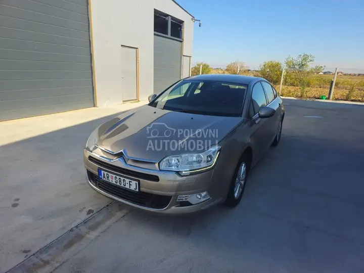 Citroen C5 2014 photo 2