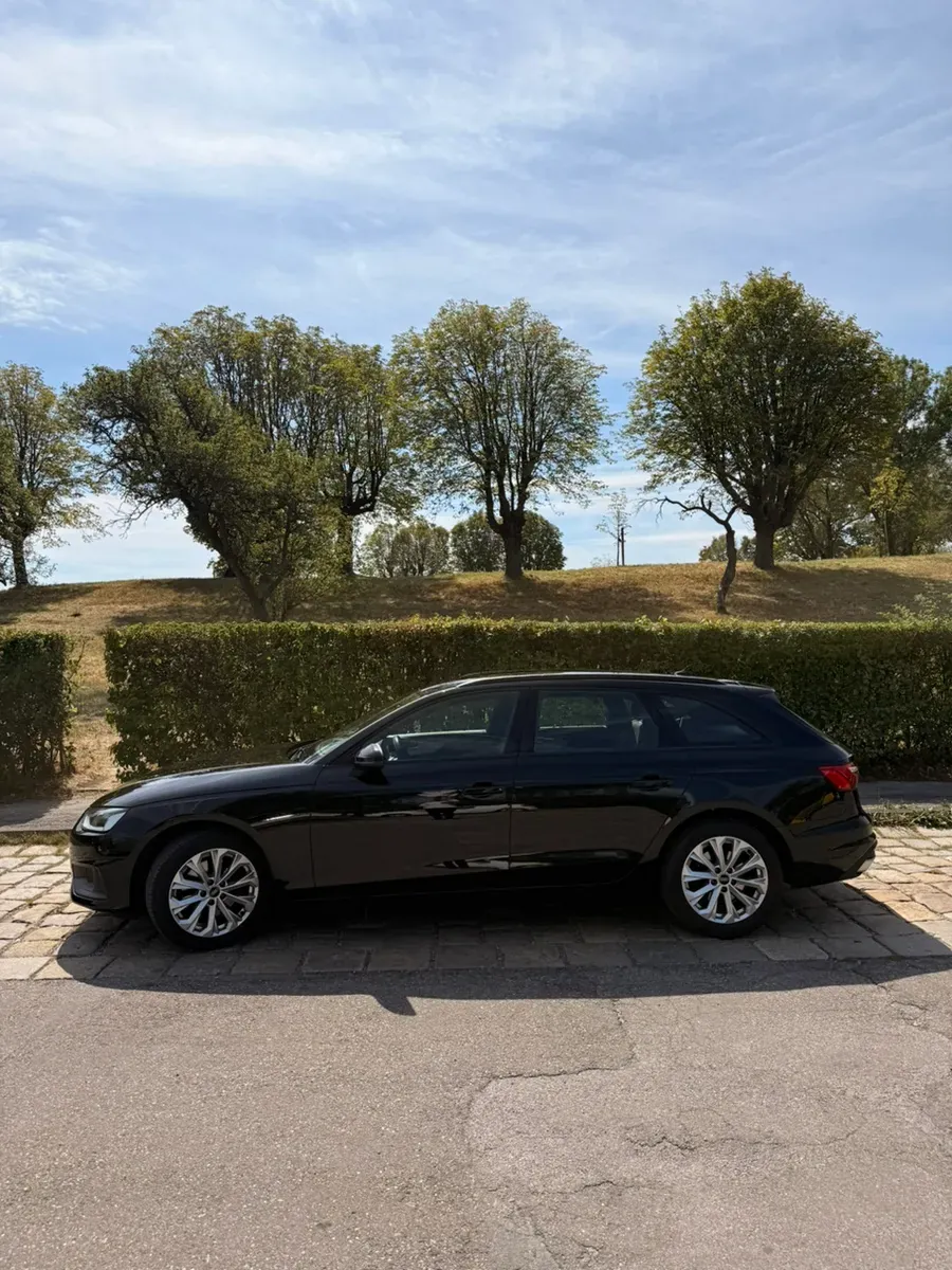Audi A4 2021 photo 3