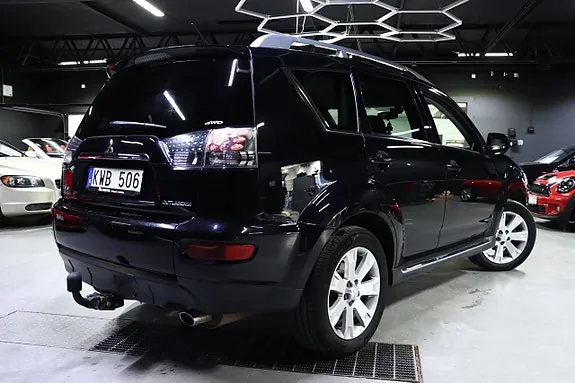 Mitsubishi Outlander 2010 photo 4