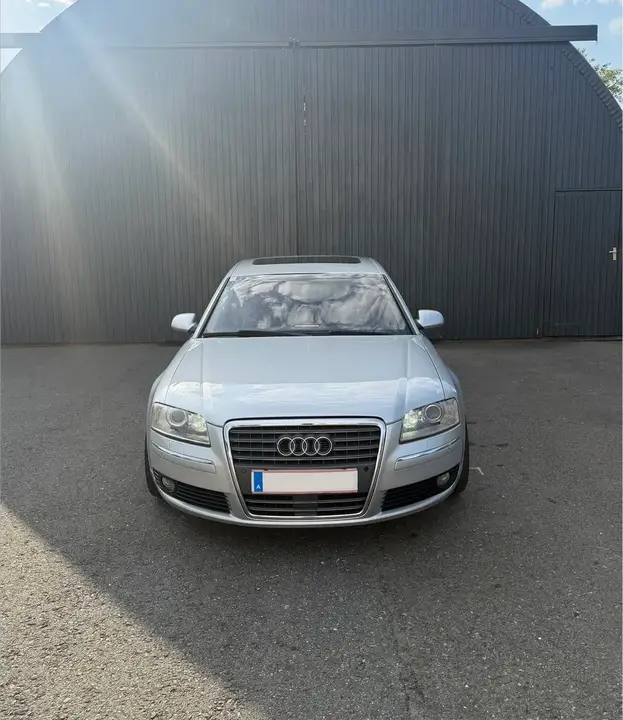 Audi A8 2003 photo 3