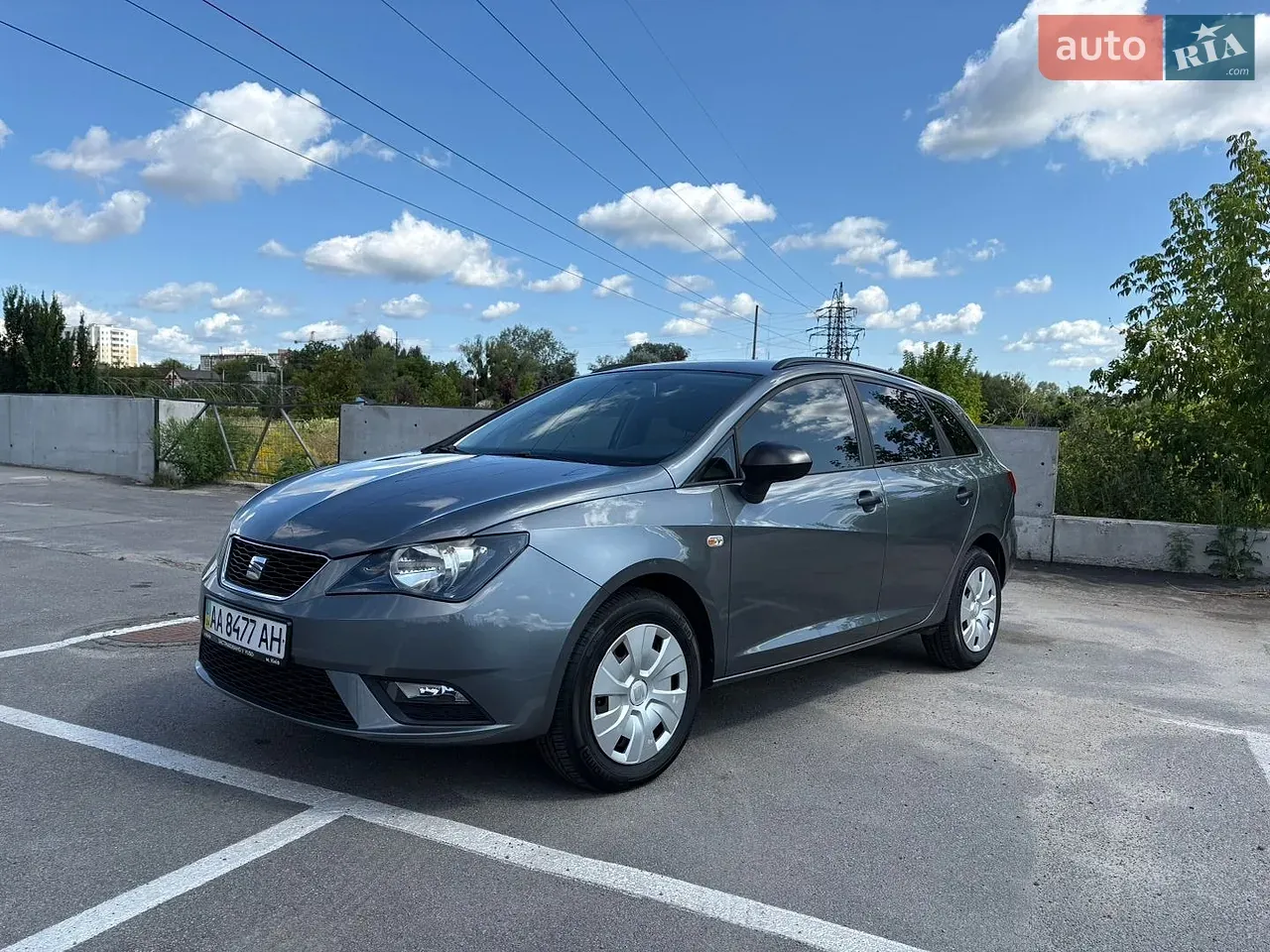 Seat Ibiza 2015 photo 2