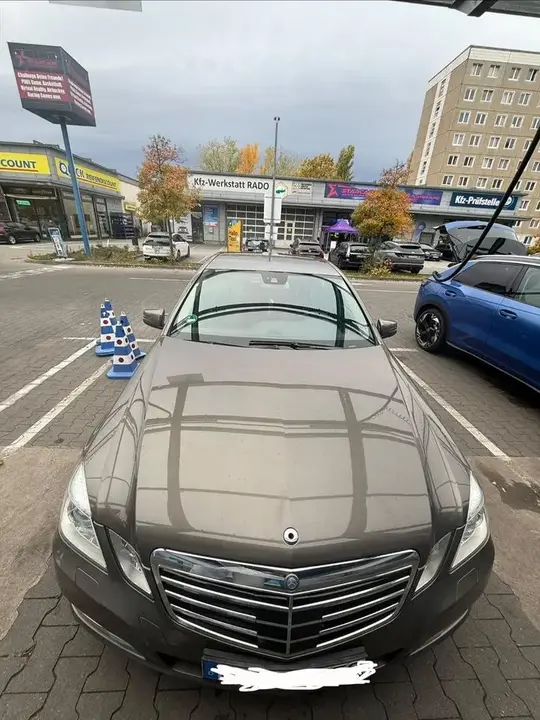 Mercedes-Benz E 300