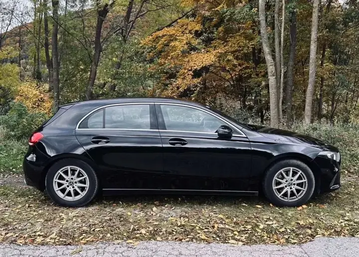 Mercedes-Benz A-Klasse A160 2019 photo 3