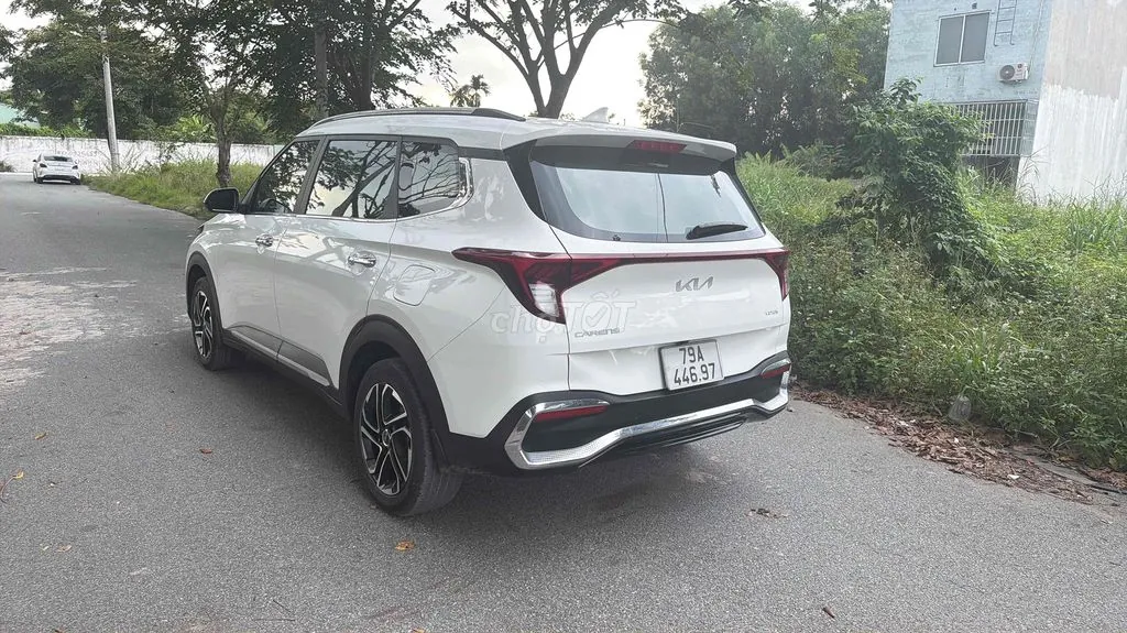 Kia Carens 2023 photo 5