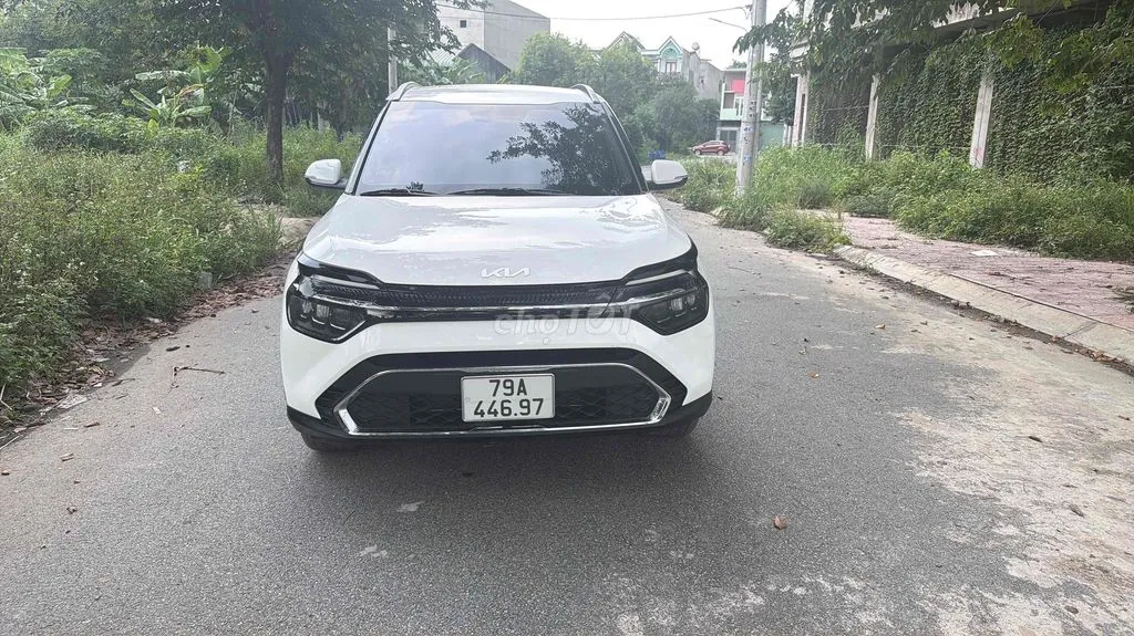 Kia Carens 2023 photo 2