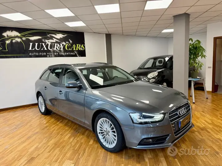 Audi A4 2012 photo 3