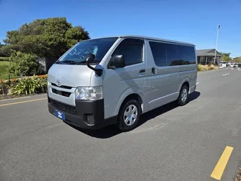 Toyota Hiace 2021 photo 4