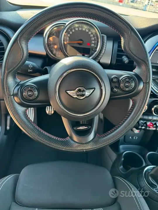 Mini Cooper 2015 photo 3