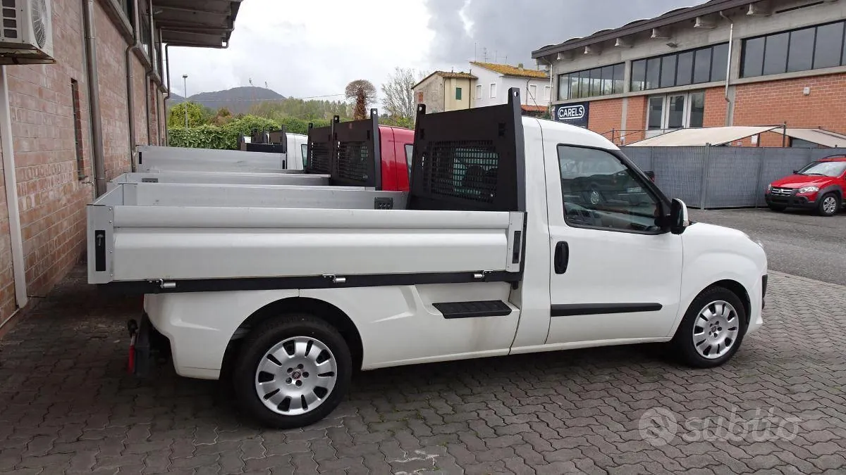 Fiat Strada 2013 photo 4