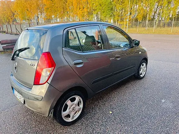 Hyundai I10 2009 photo 2