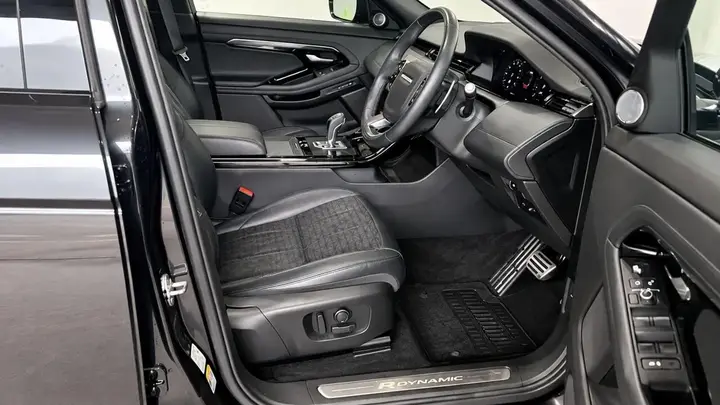 Land Rover Range Rover Evoque 2020 photo 3