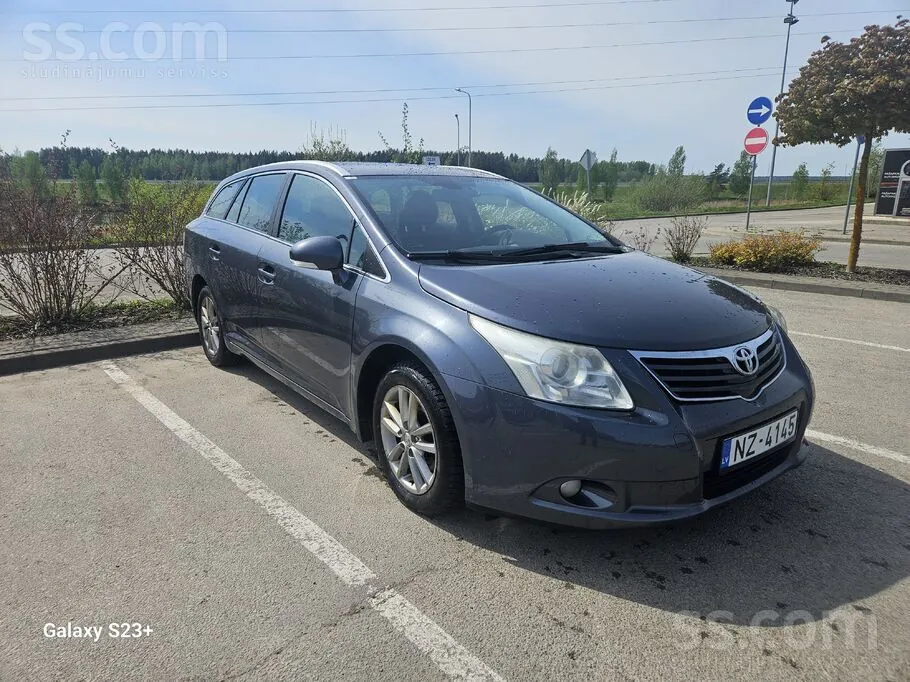 Toyota Avensis 2009 photo 2