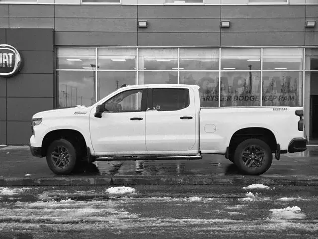 Chevrolet Silverado 1500 2024 photo 2