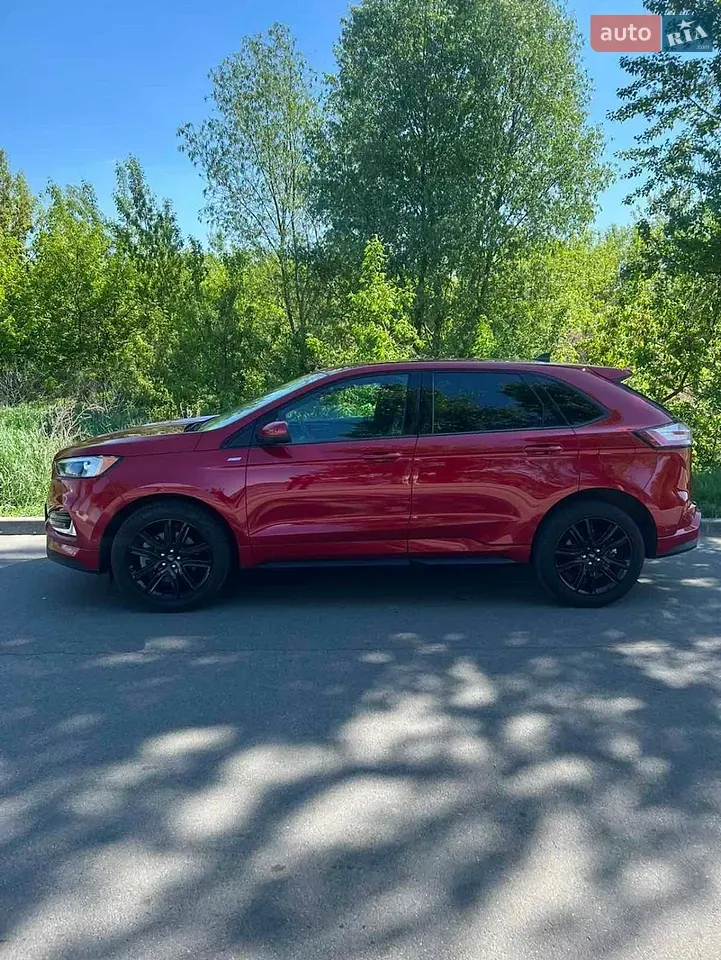 Ford Edge 2022 photo 2