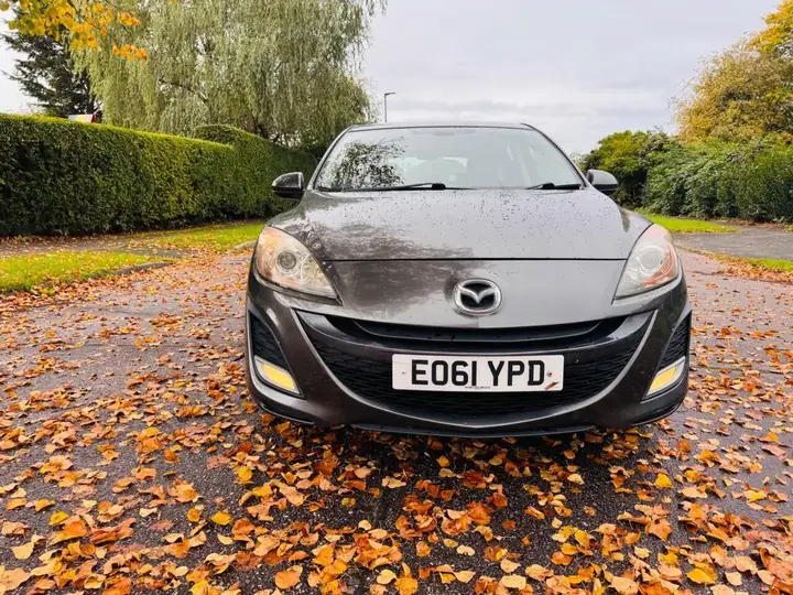 Mazda Mazda3 2011 photo 4