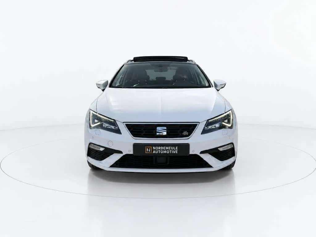 Seat Leon 2017 photo 2