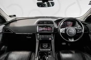 Jaguar F-Pace 2019 photo 3