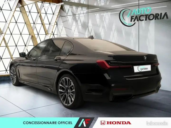 BMW Série 7 2021 photo 3