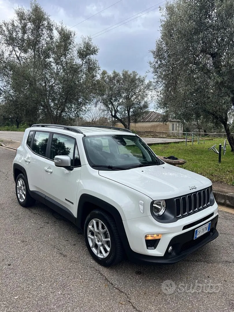 Jeep Renegade 2022 photo 2