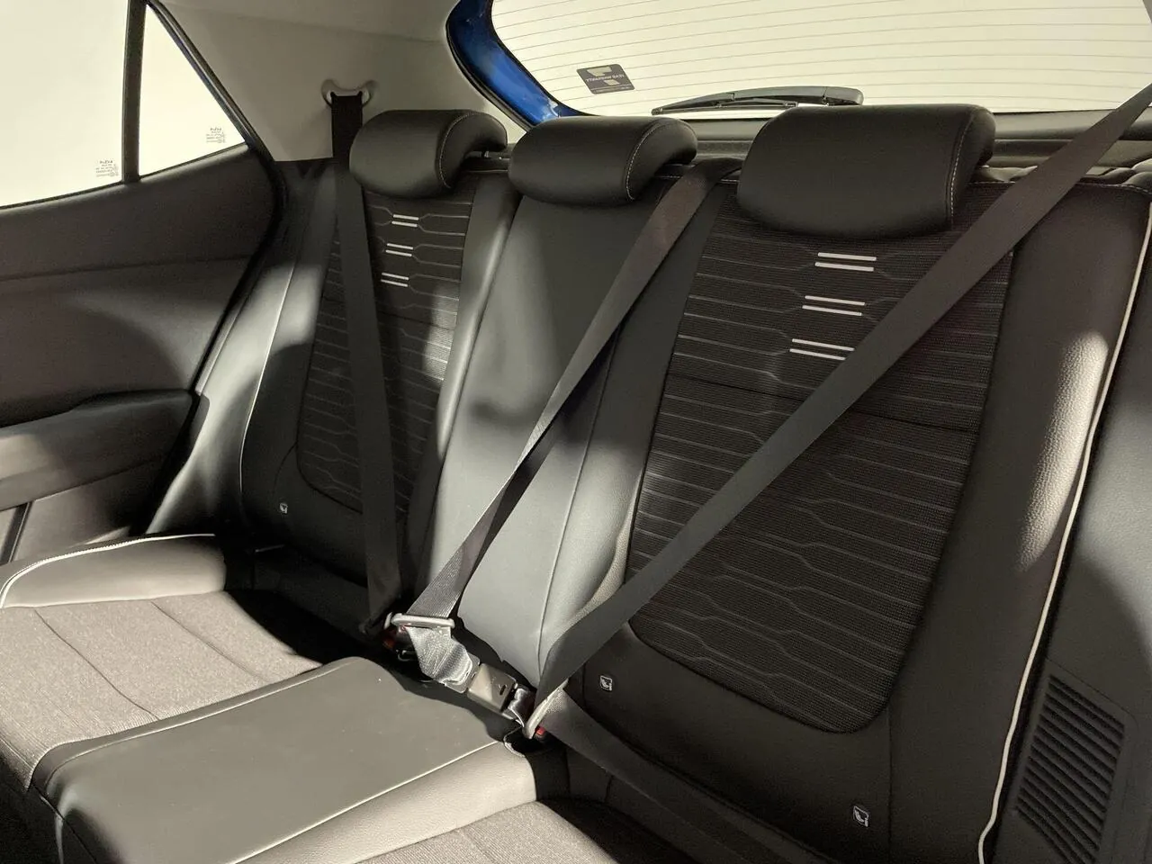 Kia Stonic 2024 photo 4