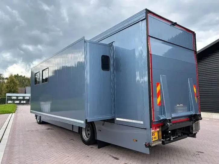 Volvo Fm9 2006 photo 2