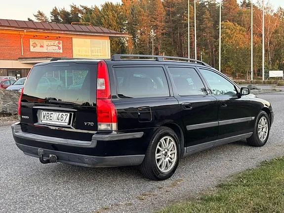 Volvo V70 2004 photo 3