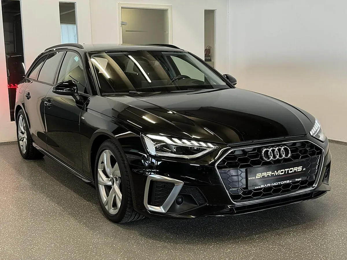 Audi A4 2022 photo 3