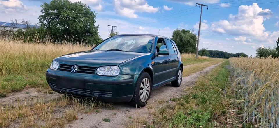 Volkswagen Golf 4