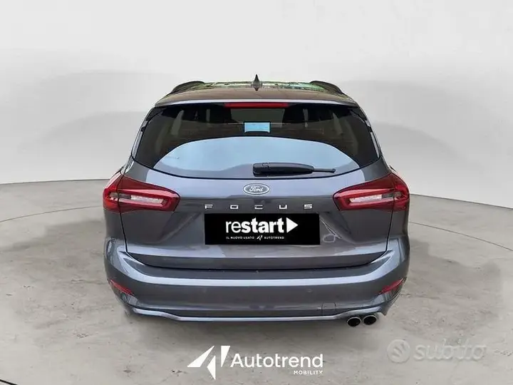 Ford Focus 2022 photo 4