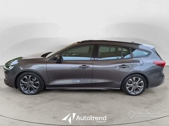 Ford Focus 2022 photo 5